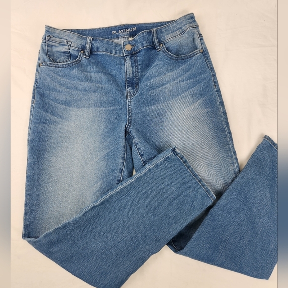 Chico's Ankle Stretch Women's Blue Jeans Size 1.5 - Picture 1 of 7